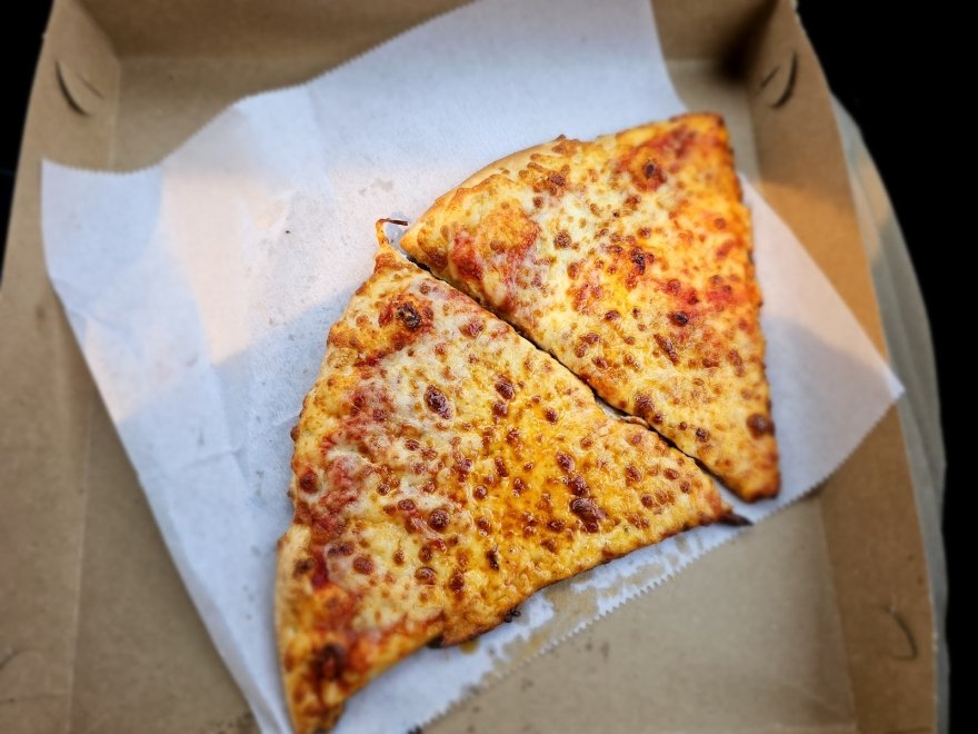 Titanic Pizzeria