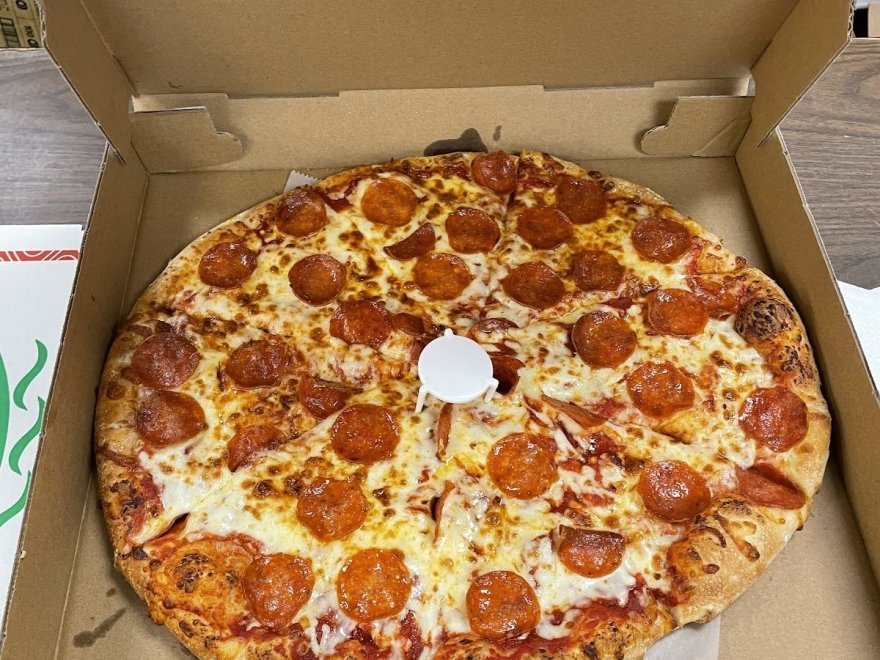 Titanic Pizzeria