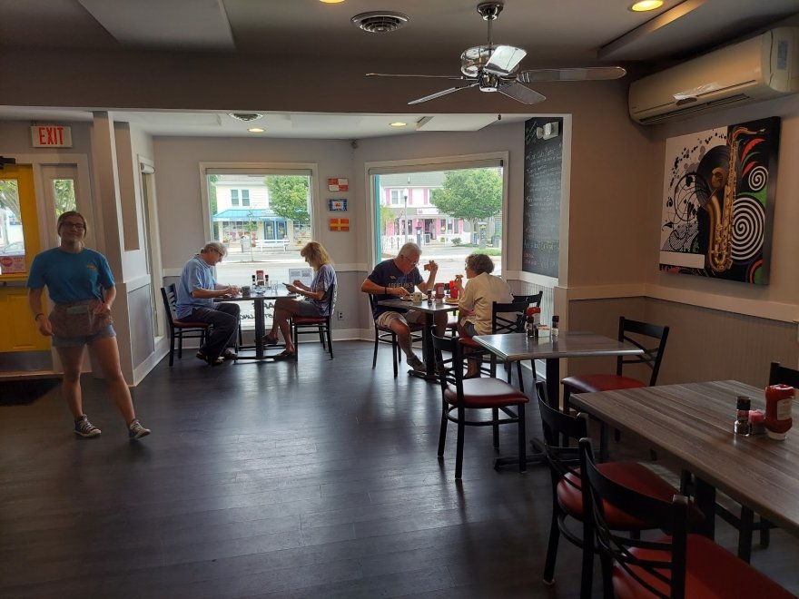 Sunny Bay Cafe