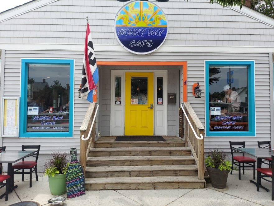 Sunny Bay Cafe