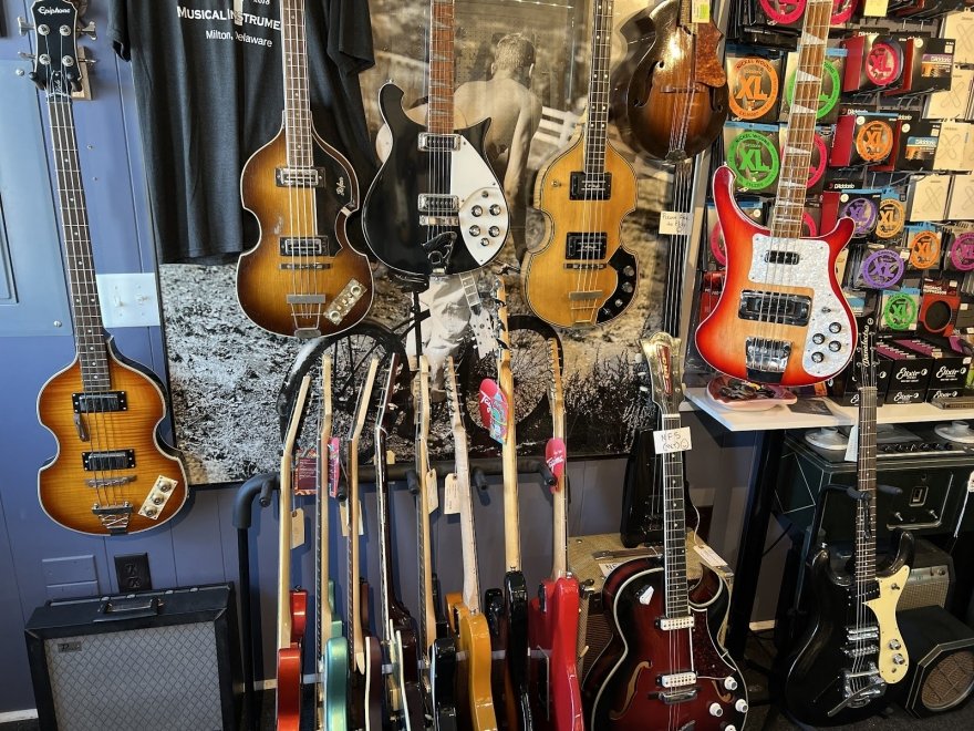 Frantic Frets Music Store & Antiques Shop Milton, Delaware