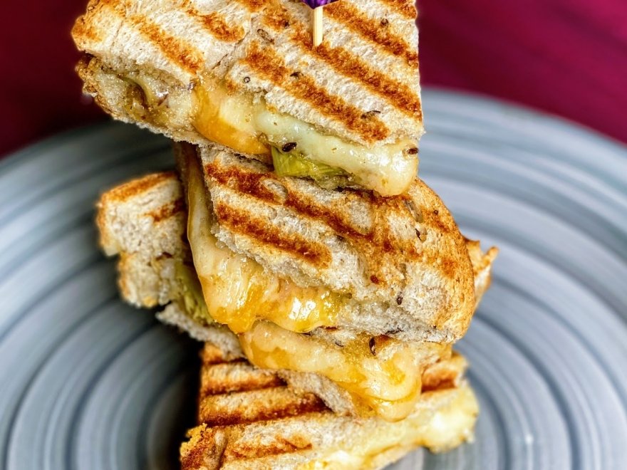 Federal Fritter & Bistro