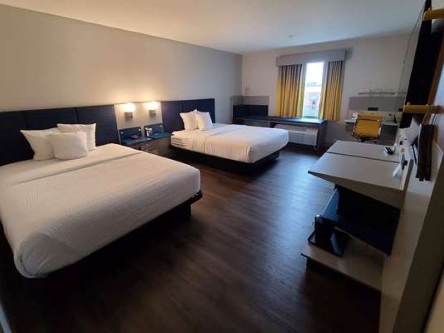 Microtel Inn & Suites by Wyndham Milford