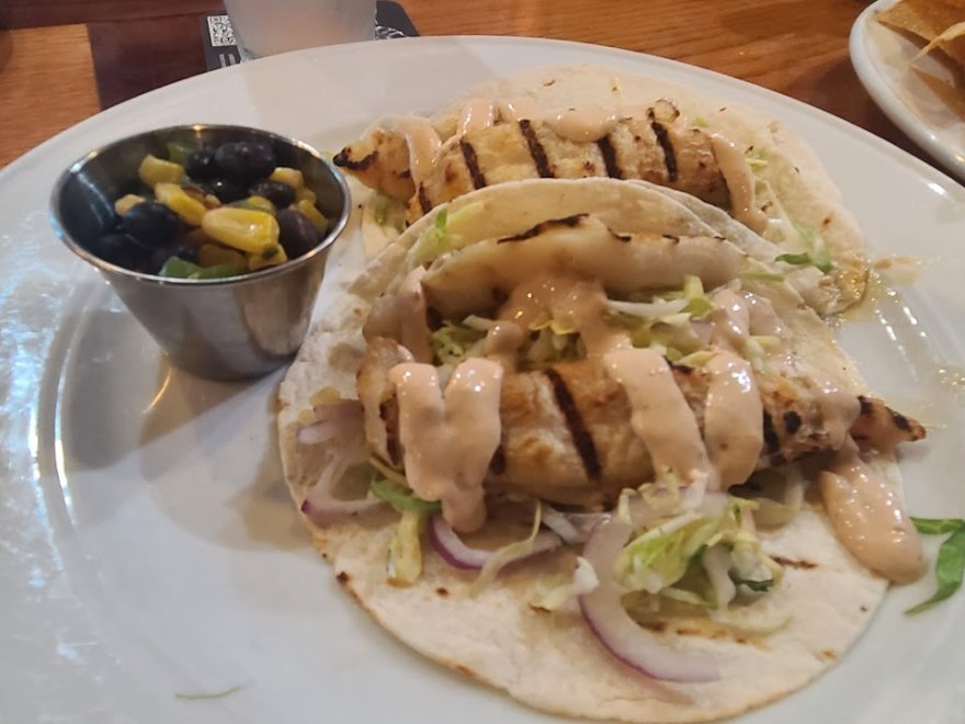 Fins Ale House & Raw Bar