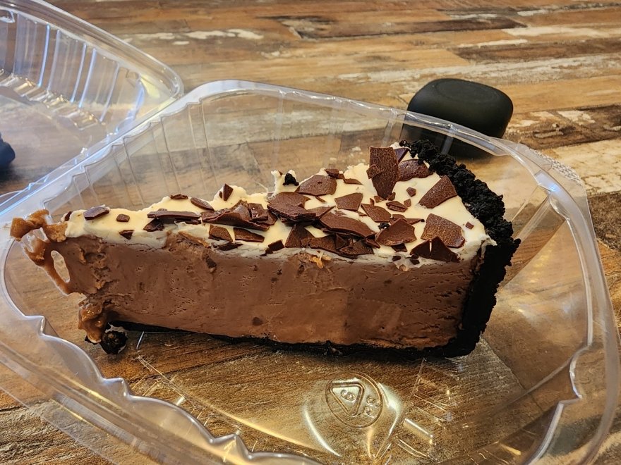 Fins Ale House & Raw Bar