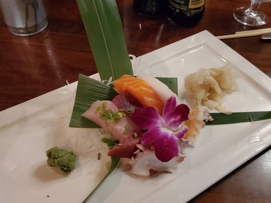 Stingray Sushi Bar + Asian Grill