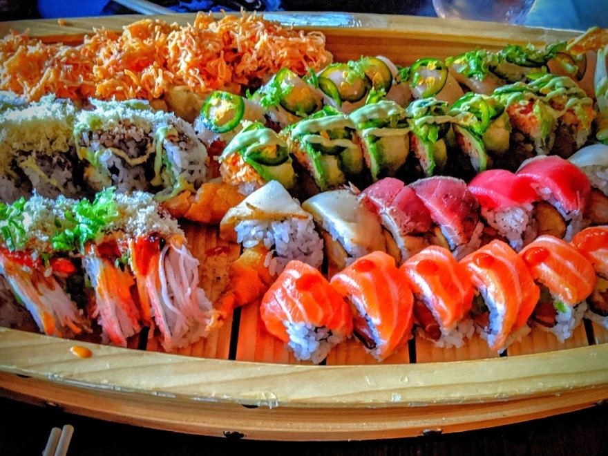 Stingray Sushi Bar + Asian Grill