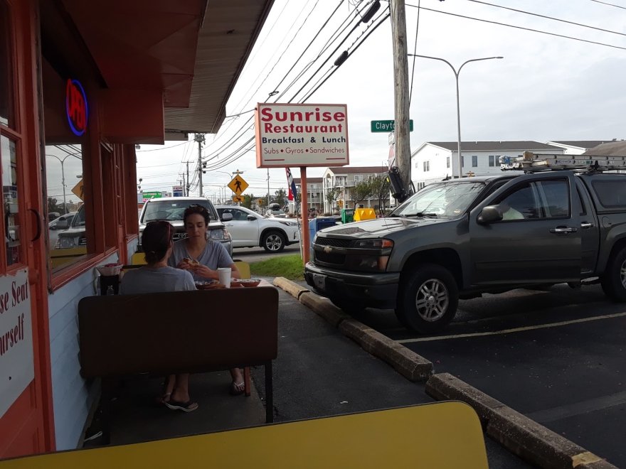 Sunrise Restaurant