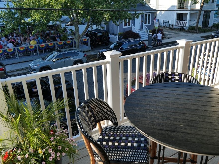 The Pines Coastal Tavern