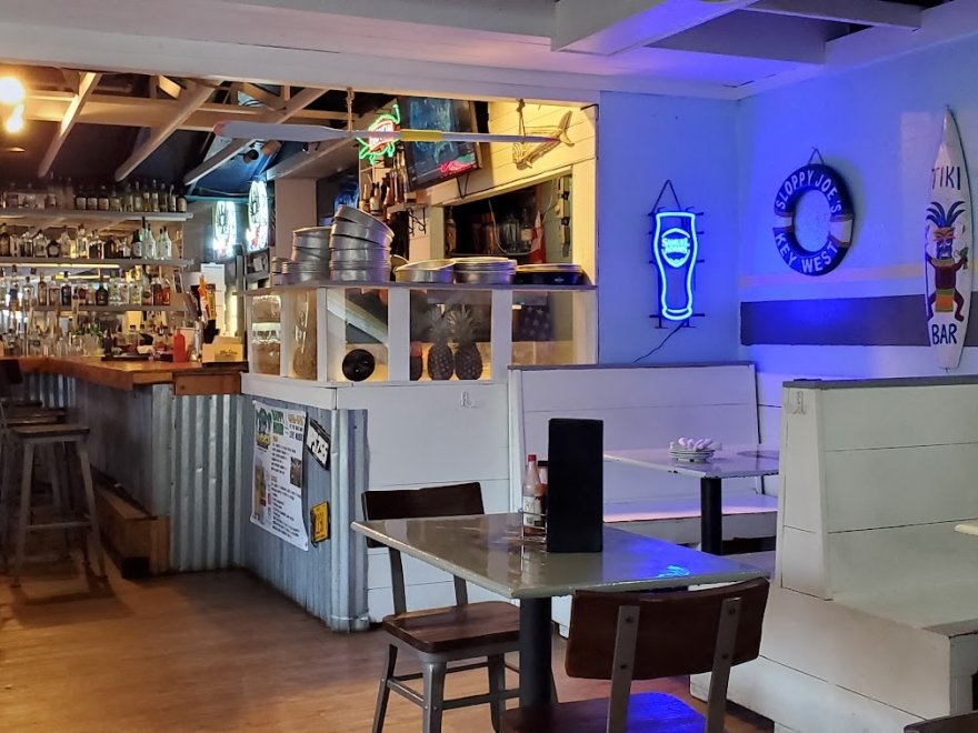 Zogg's Raw Bar & Grill & The Sea Hogg Food Truck