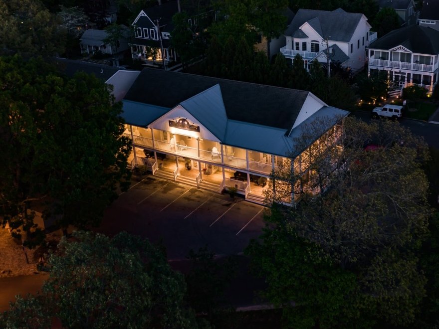 The Canalside Inn