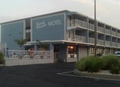 Fenwick Islander Motel